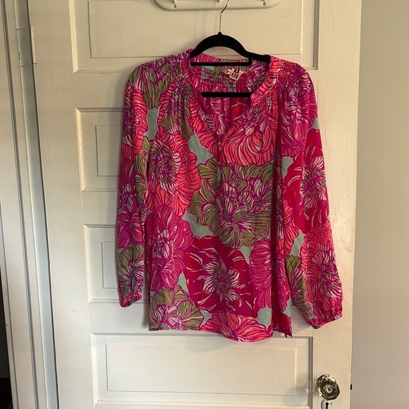 Lilly Pulitzer Elsa Floral Pink and Green Women's Top - Picture 1 of 4